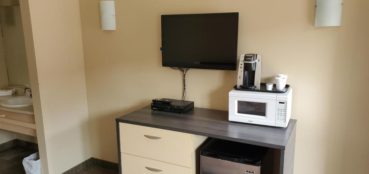 Motel Falcon Brossard Extérieur photo