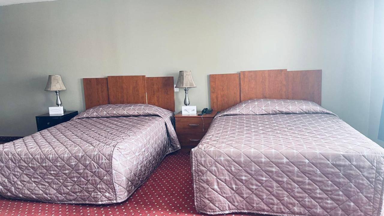 Motel Falcon Brossard Extérieur photo
