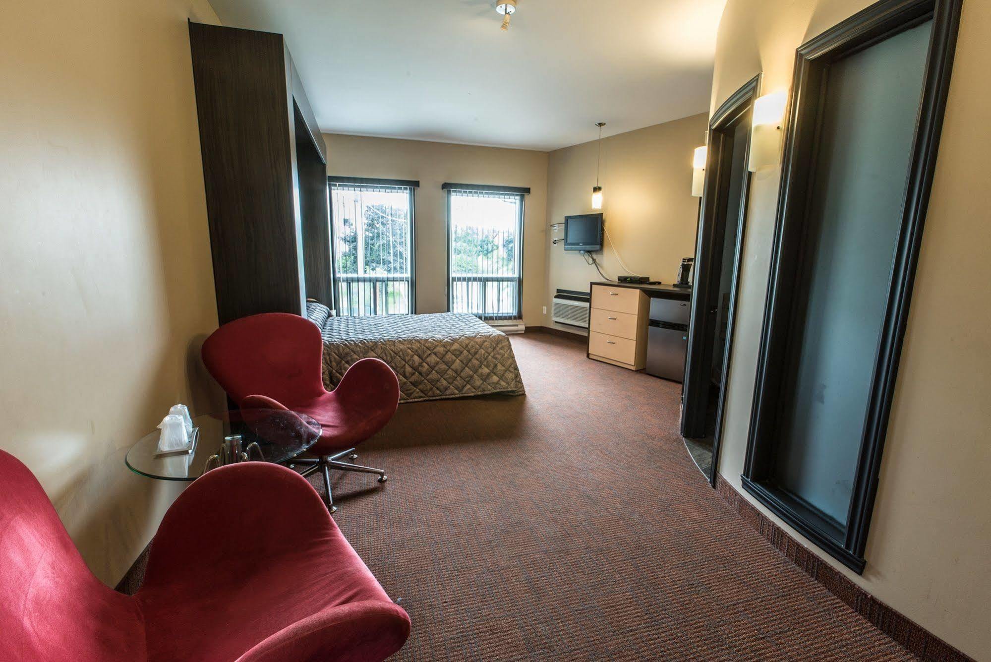 Motel Falcon Brossard Extérieur photo